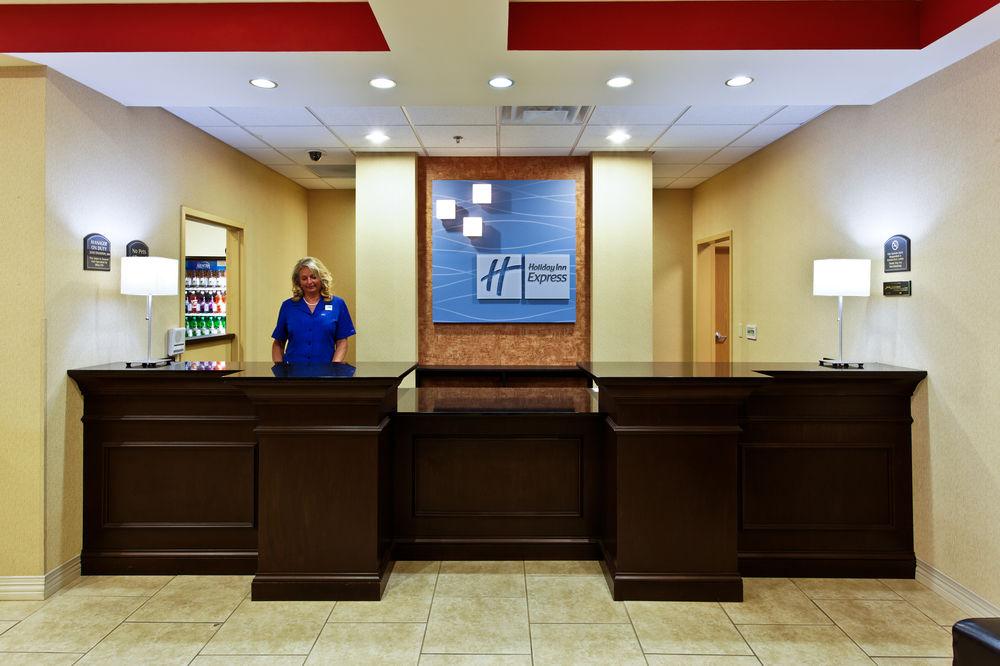 Holiday Inn Express & Suites Morristown By Ihg Ngoại thất bức ảnh
